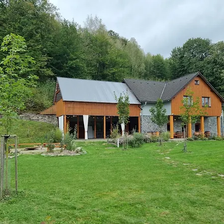 Askaha Glamping * Oskava